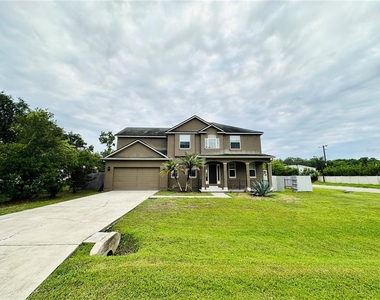 438 Palm Drive - Photo Thumbnail 2