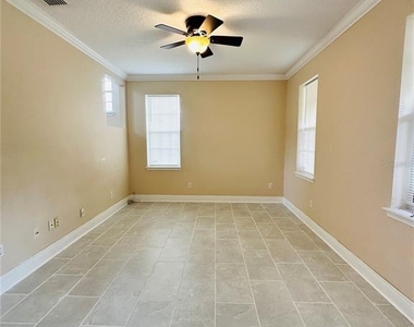 438 Palm Drive - Photo Thumbnail 5