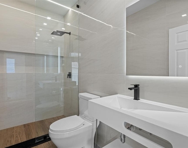 5927 Caymus Loop - Photo Thumbnail 34
