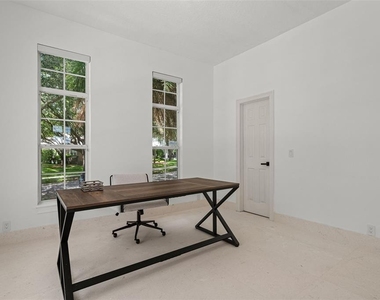 5927 Caymus Loop - Photo Thumbnail 4