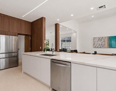 5927 Caymus Loop - Photo Thumbnail 15