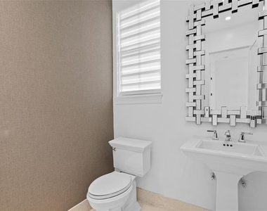 5927 Caymus Loop - Photo Thumbnail 8