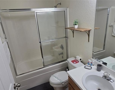 110 Reserve Drive - Photo Thumbnail 19