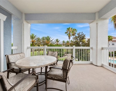 7613 Cabana Court - Photo Thumbnail 8