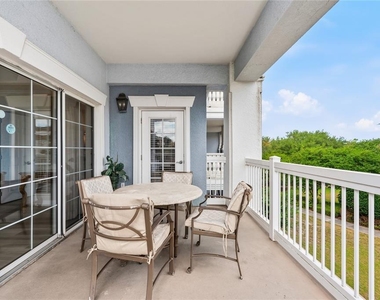 7613 Cabana Court - Photo Thumbnail 9