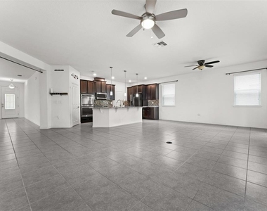11472 Wakeworth Street - Photo Thumbnail 8