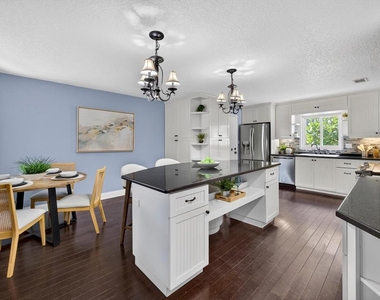 333 Cornwall Road - Photo Thumbnail 10