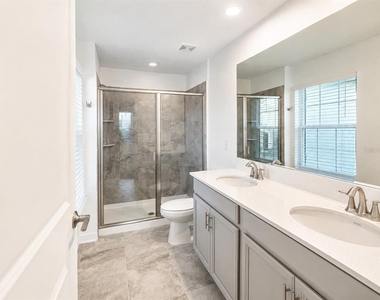 5665 Quiet Palm Loop - Photo Thumbnail 10