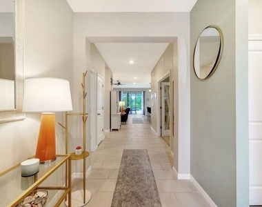 2108 Midnight Pearl Drive - Photo Thumbnail 5