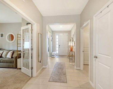 2108 Midnight Pearl Drive - Photo Thumbnail 15