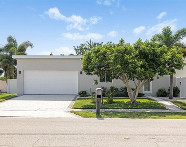 4524 Riverwood Avenue - Photo Thumbnail 1