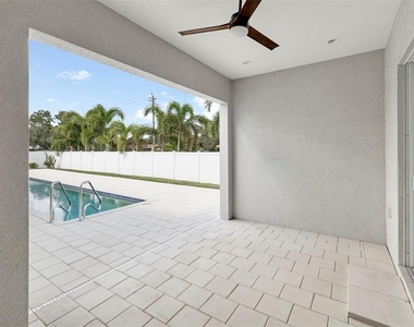 4524 Riverwood Avenue - Photo Thumbnail 37