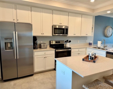 17902 Gawthrop Drive - Photo Thumbnail 3