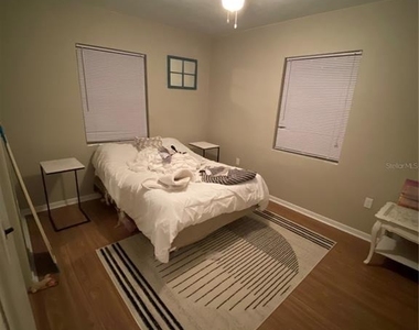 3617 32nd St W - Photo Thumbnail 4