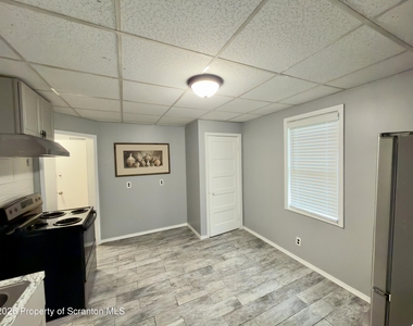 536 Moosic Road - Photo Thumbnail 6