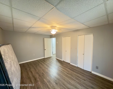 536 Moosic Road - Photo Thumbnail 9