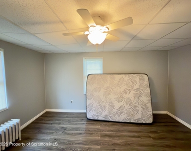 536 Moosic Road - Photo Thumbnail 8