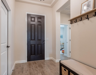 828 Paseo Solar Drive - Photo Thumbnail 2