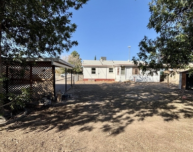 8033 Carpenter Drive - Photo Thumbnail 32