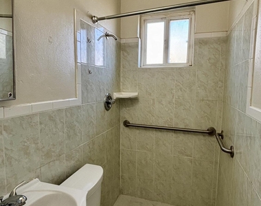 8033 Carpenter Drive - Photo Thumbnail 11