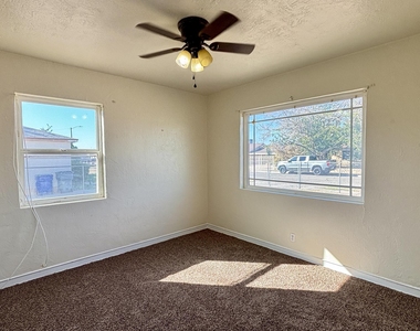 8033 Carpenter Drive - Photo Thumbnail 18