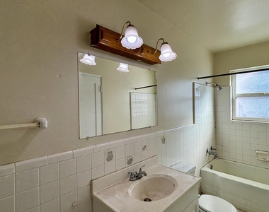 8033 Carpenter Drive - Photo Thumbnail 24