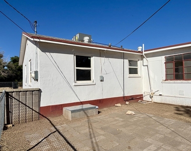 8033 Carpenter Drive - Photo Thumbnail 36