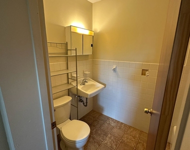 1660 Main Street - Photo Thumbnail 24