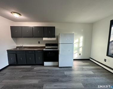 1660 Main Street - Photo Thumbnail 11