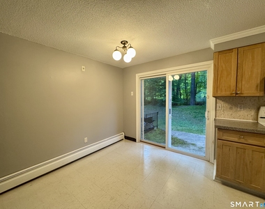 1370 Highland Avenue - Photo Thumbnail 6