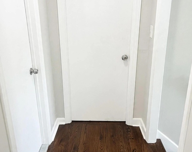 236 Goldenrod Avenue - Photo Thumbnail 7