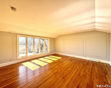 2 Meadow Place - Photo Thumbnail 17