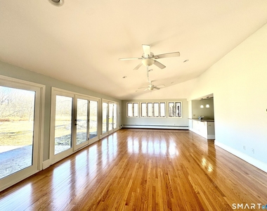 2 Meadow Place - Photo Thumbnail 9