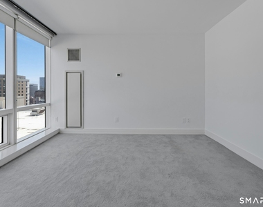 1 Broad Street - Photo Thumbnail 19