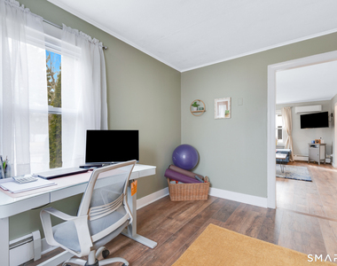 393 Griswold Street - Photo Thumbnail 16