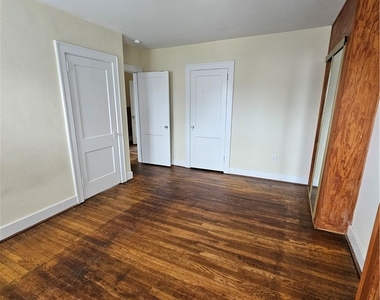 2332 Sherbrook - Photo Thumbnail 25