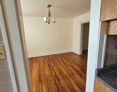 2332 Sherbrook - Photo Thumbnail 8