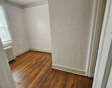 2332 Sherbrook - Photo Thumbnail 27
