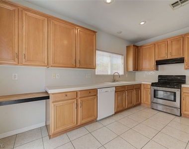 616 Sam Leone Court - Photo Thumbnail 28