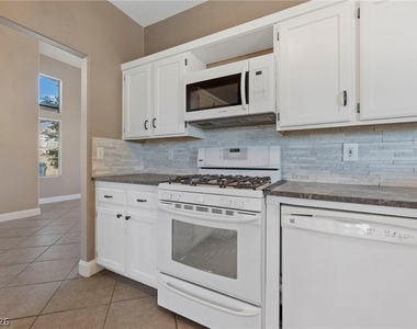 9717 Port Orange Lane - Photo Thumbnail 7