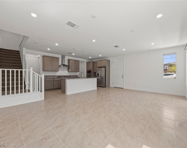 11467 Contour Avenue - Photo Thumbnail 9