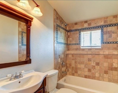 5608 Heron Avenue - Photo Thumbnail 5