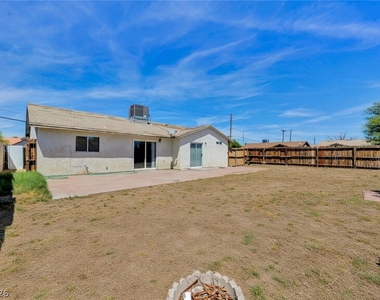 2739 E Colton Avenue - Photo Thumbnail 35