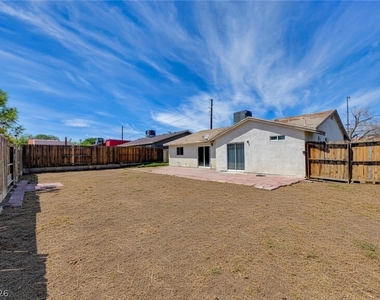2739 E Colton Avenue - Photo Thumbnail 36