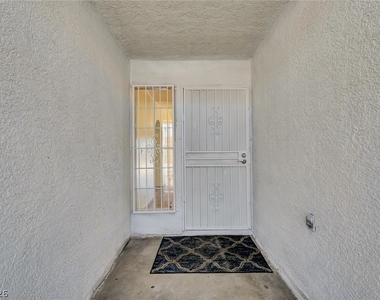 2739 E Colton Avenue - Photo Thumbnail 3