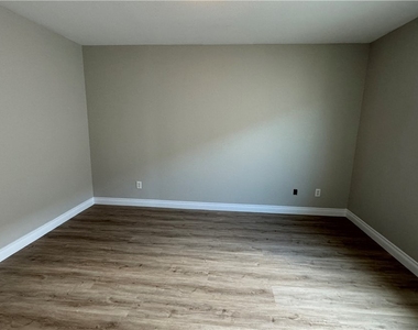 8453 Galliano Avenue - Photo Thumbnail 19