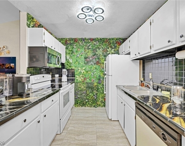 5131 Lindell Road - Photo Thumbnail 12