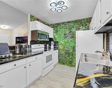 5131 Lindell Road - Photo Thumbnail 10