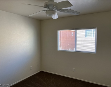 7933 Winken Court - Photo Thumbnail 15