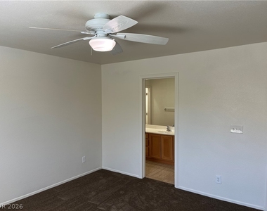 7933 Winken Court - Photo Thumbnail 10